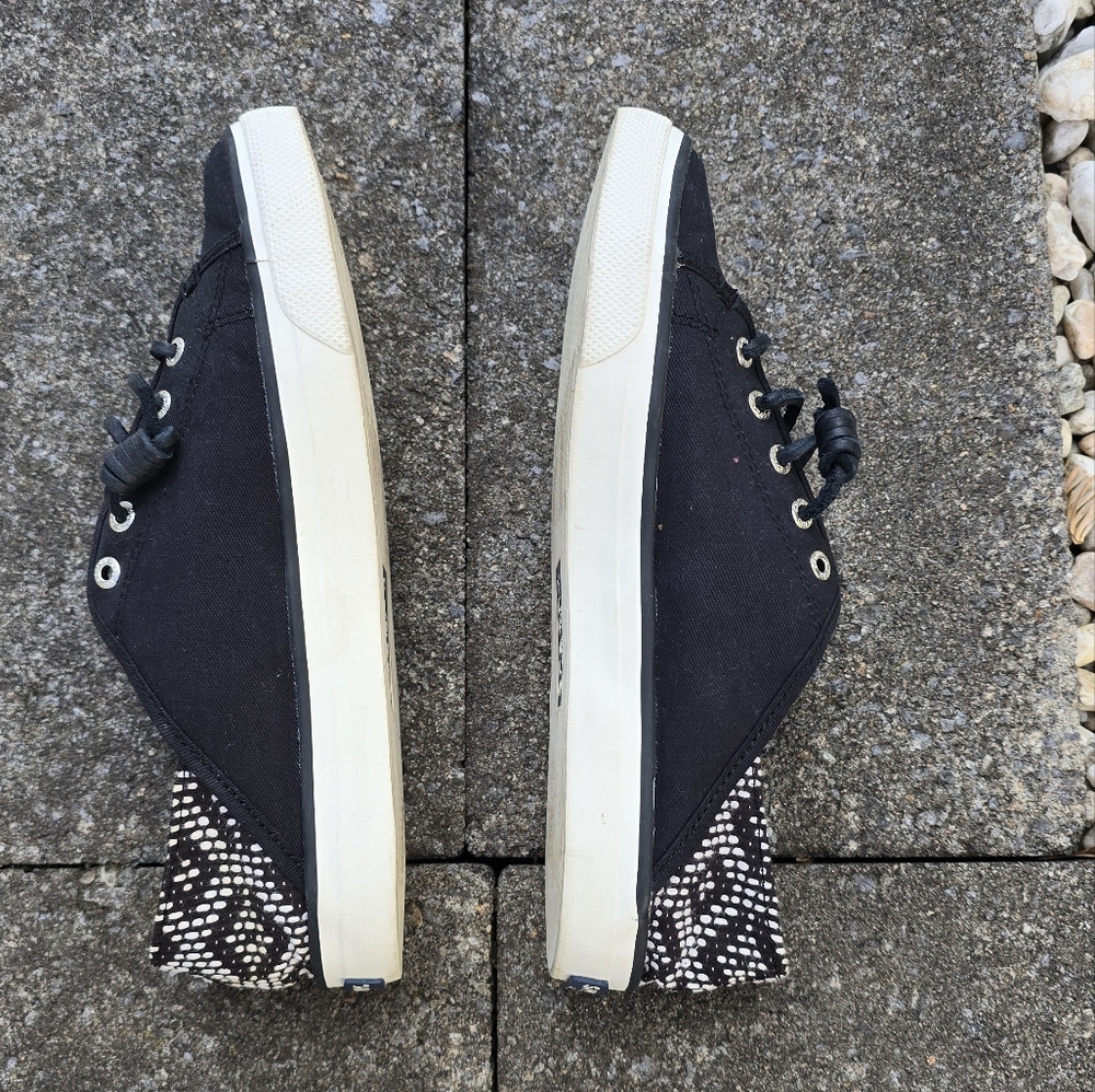 Sperry Shoes - Picture 6 of 9